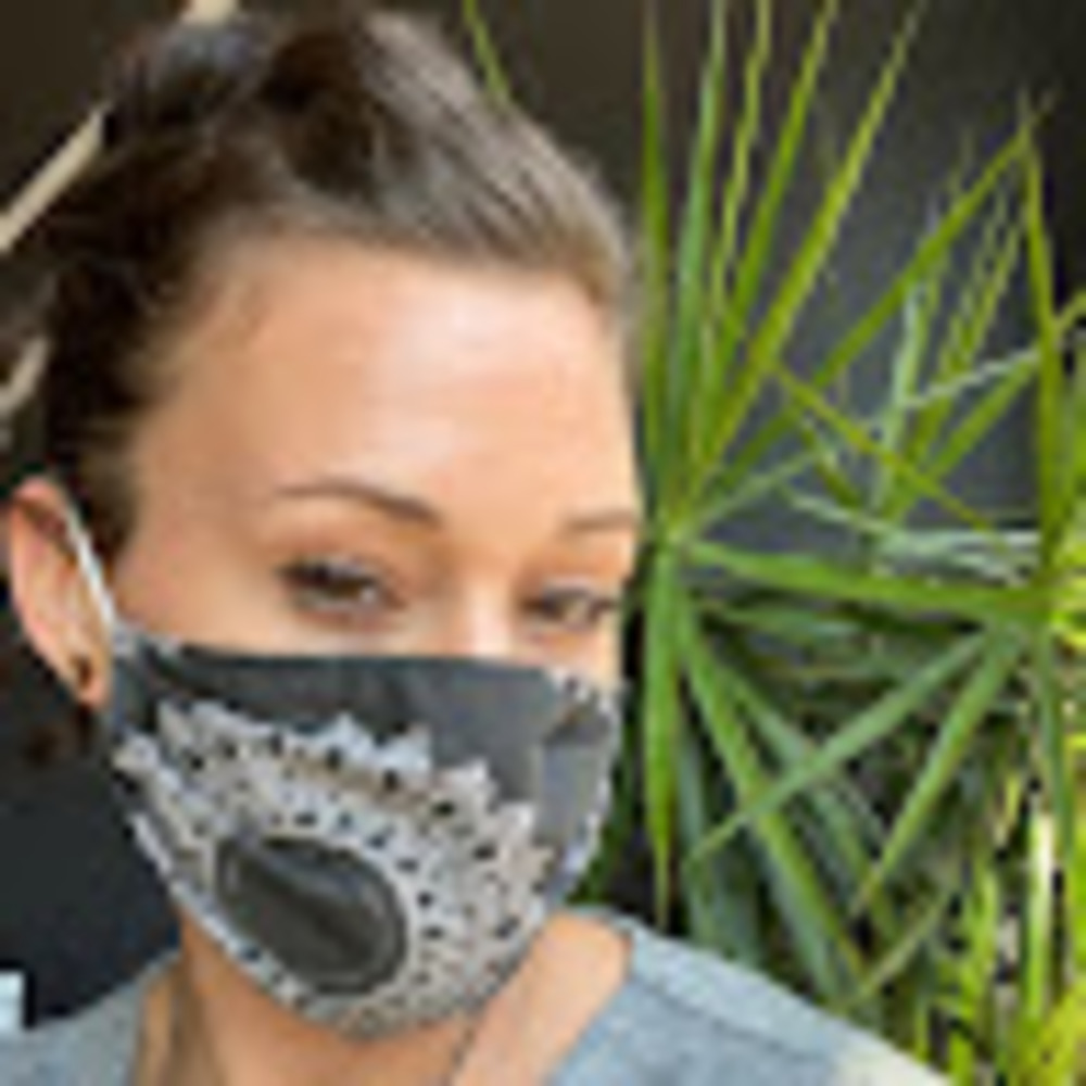 Meet your Posher, Alexandra